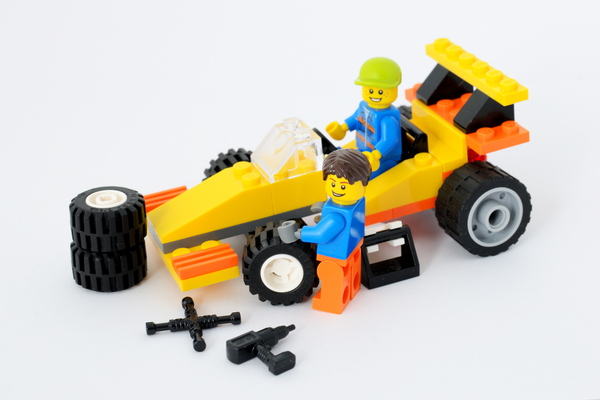 voiture LEGO enfant