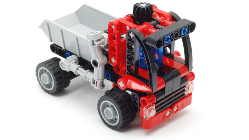 construction voiture LEGO